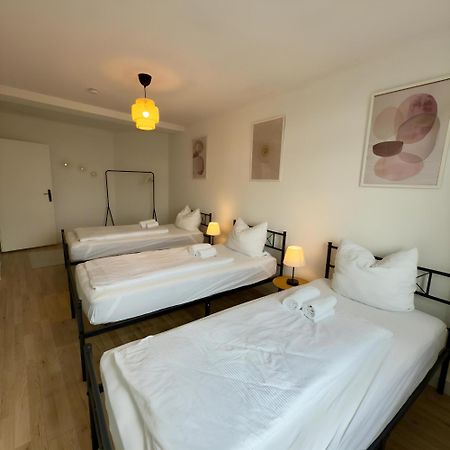 Raha Apartments - Ihr Komfortables Zuhause - Garten - Vollausstattung - Balkon - Parkplatz Kassel Luaran gambar